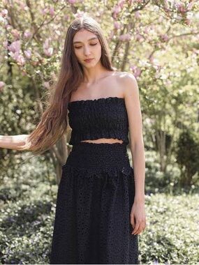 Hill House Black Eyelet June Top
